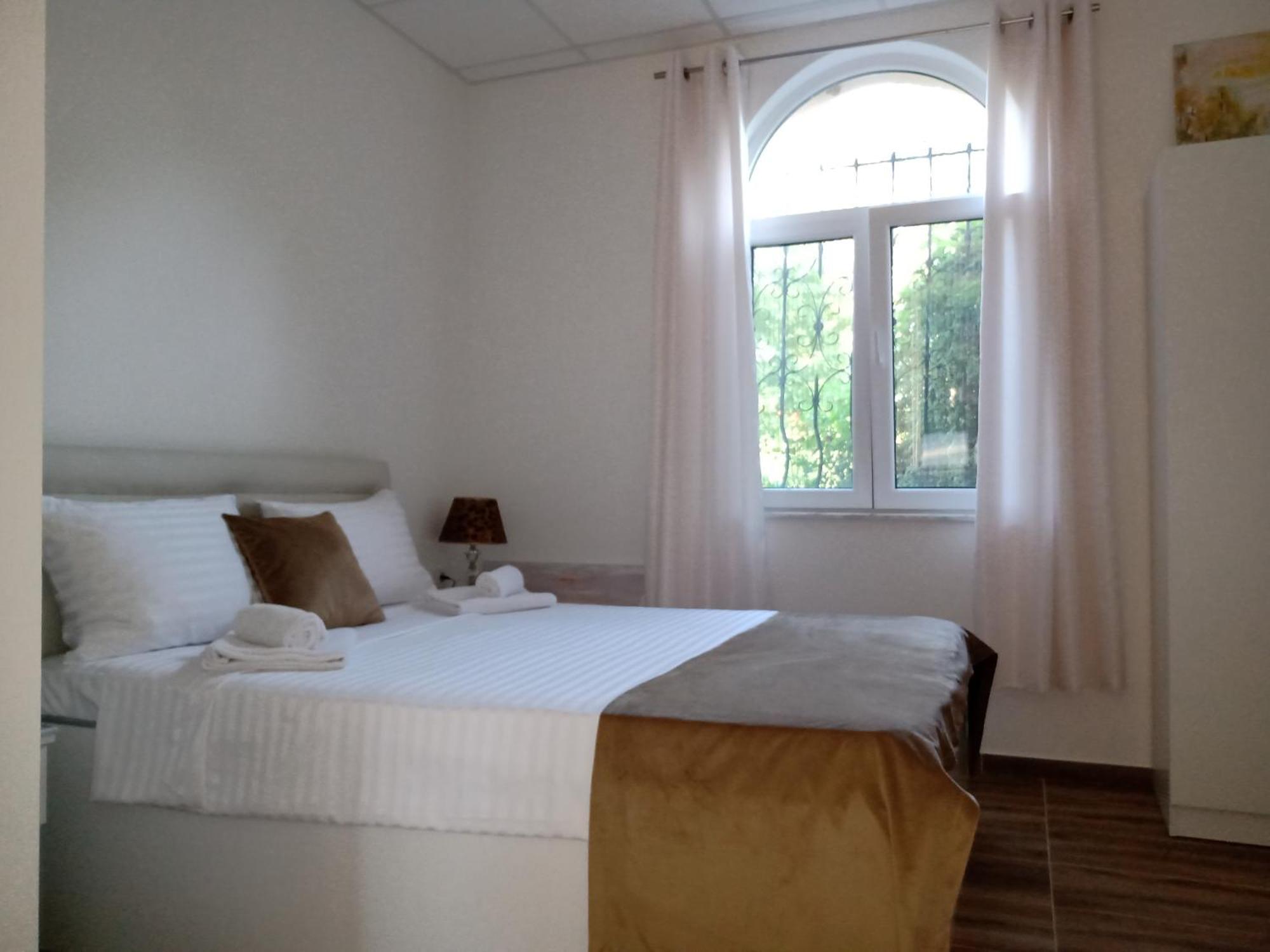 Moravska Obala - Prenociste I Restoran Lägenhet Velika Plana Exteriör bild